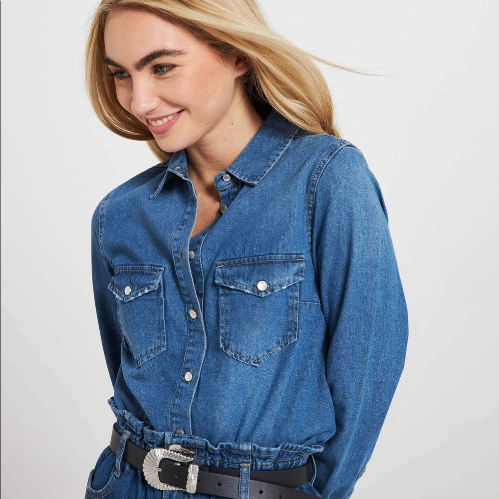 “4/$25” Light blue demin long sleeve shirt